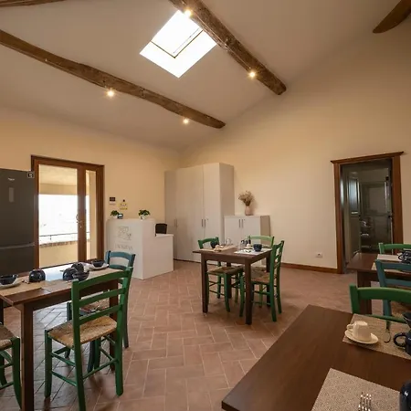 Podere Valserena 4*