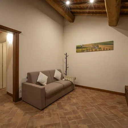 Podere Valserena 4*